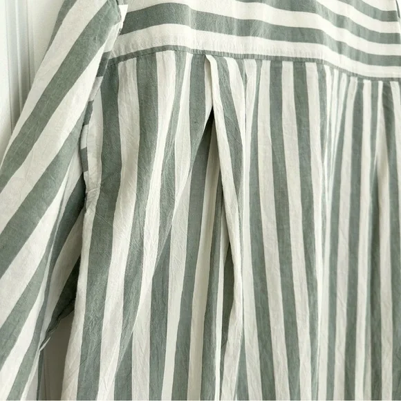 Madewell Signature Poplin Oversized Striped Button-Up Shirt - Beach Coverup - Picture 14 of 17